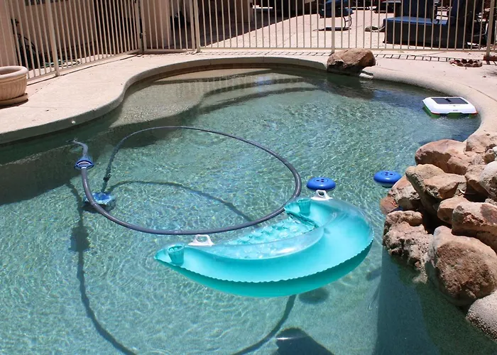 Ferienhaus Arts, Fenced Private Pool, Fire World